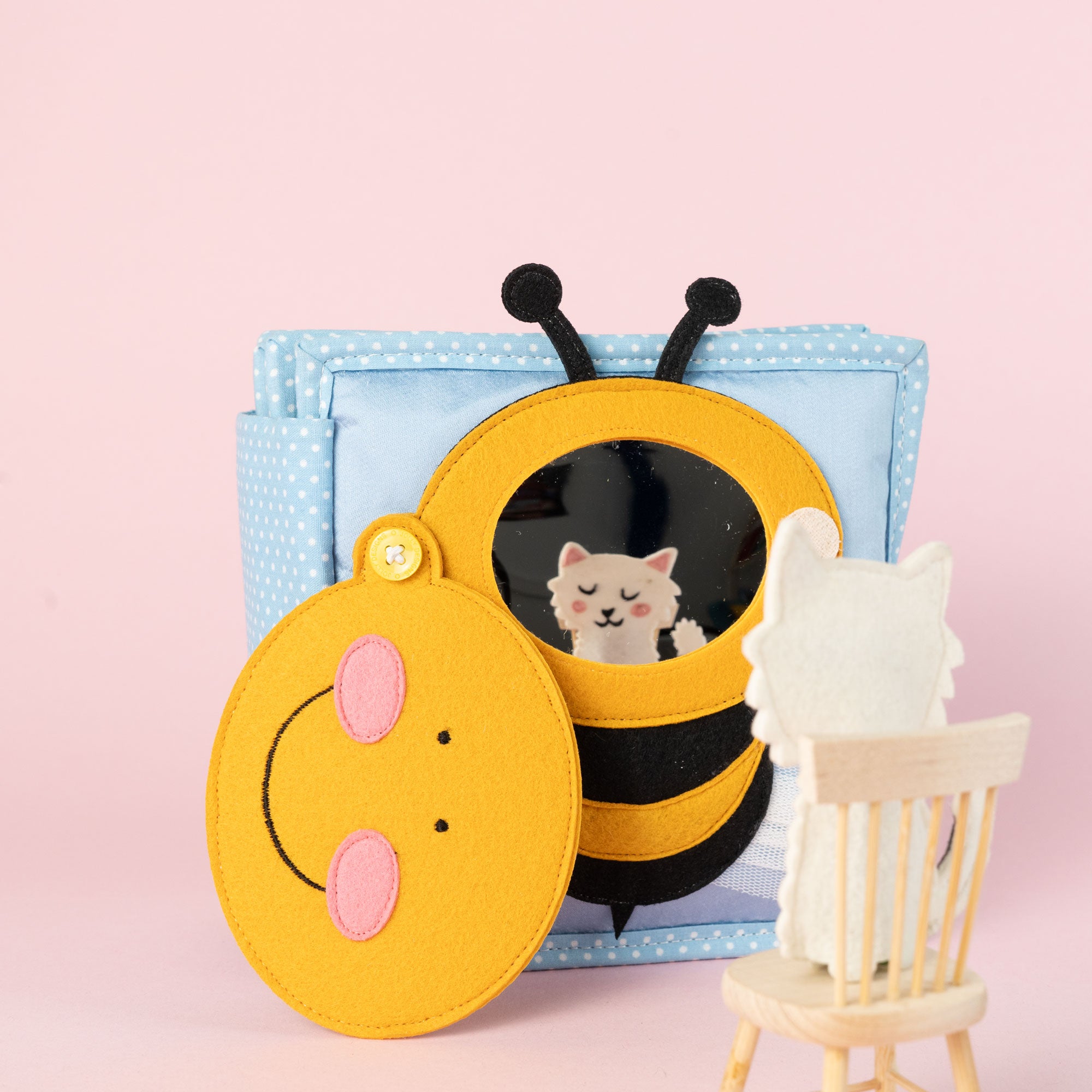Kleine Biene - Mini Quiet Book