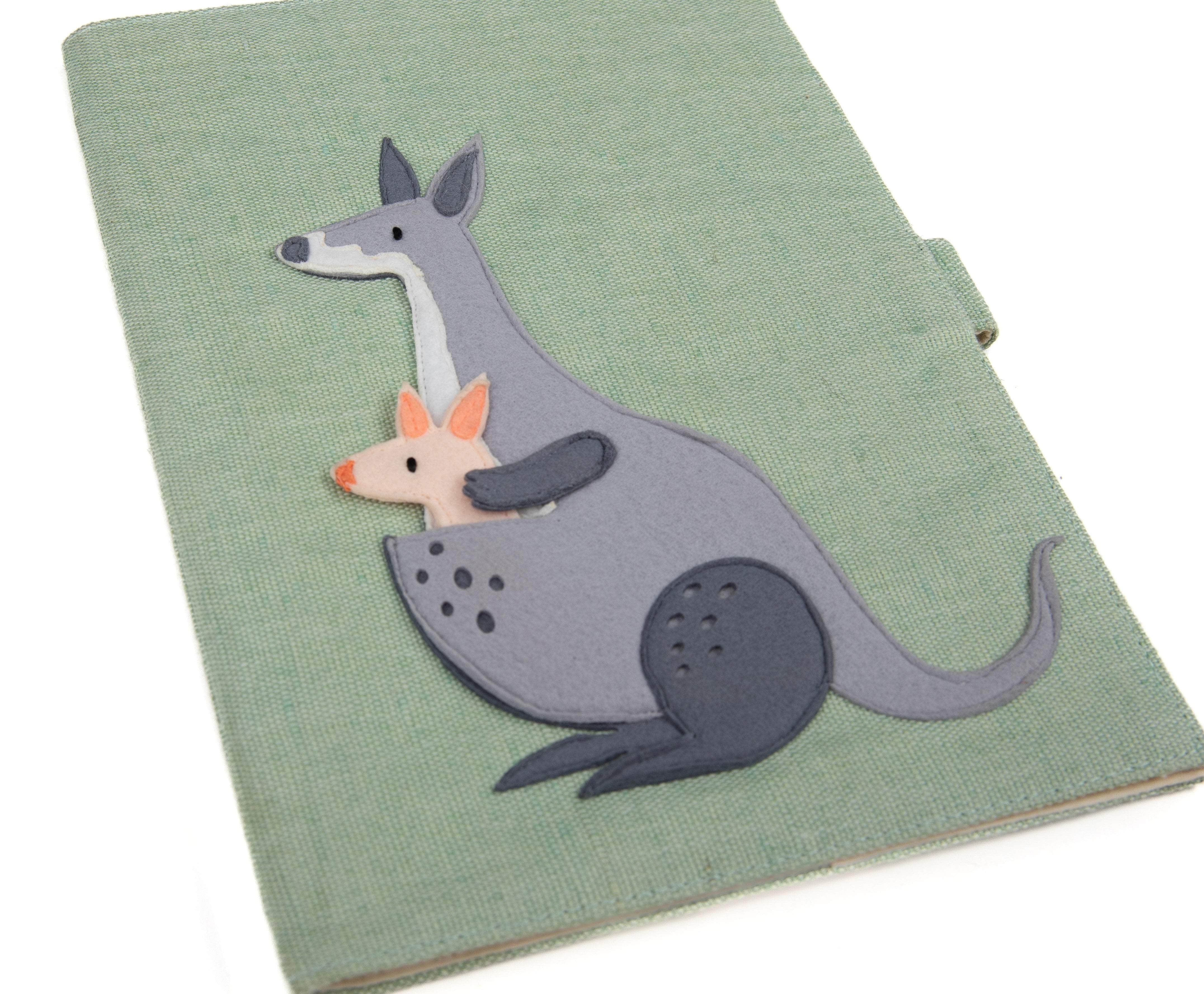U-booklet cover kangaroo