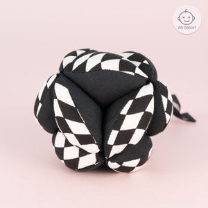 Contrast magic ball